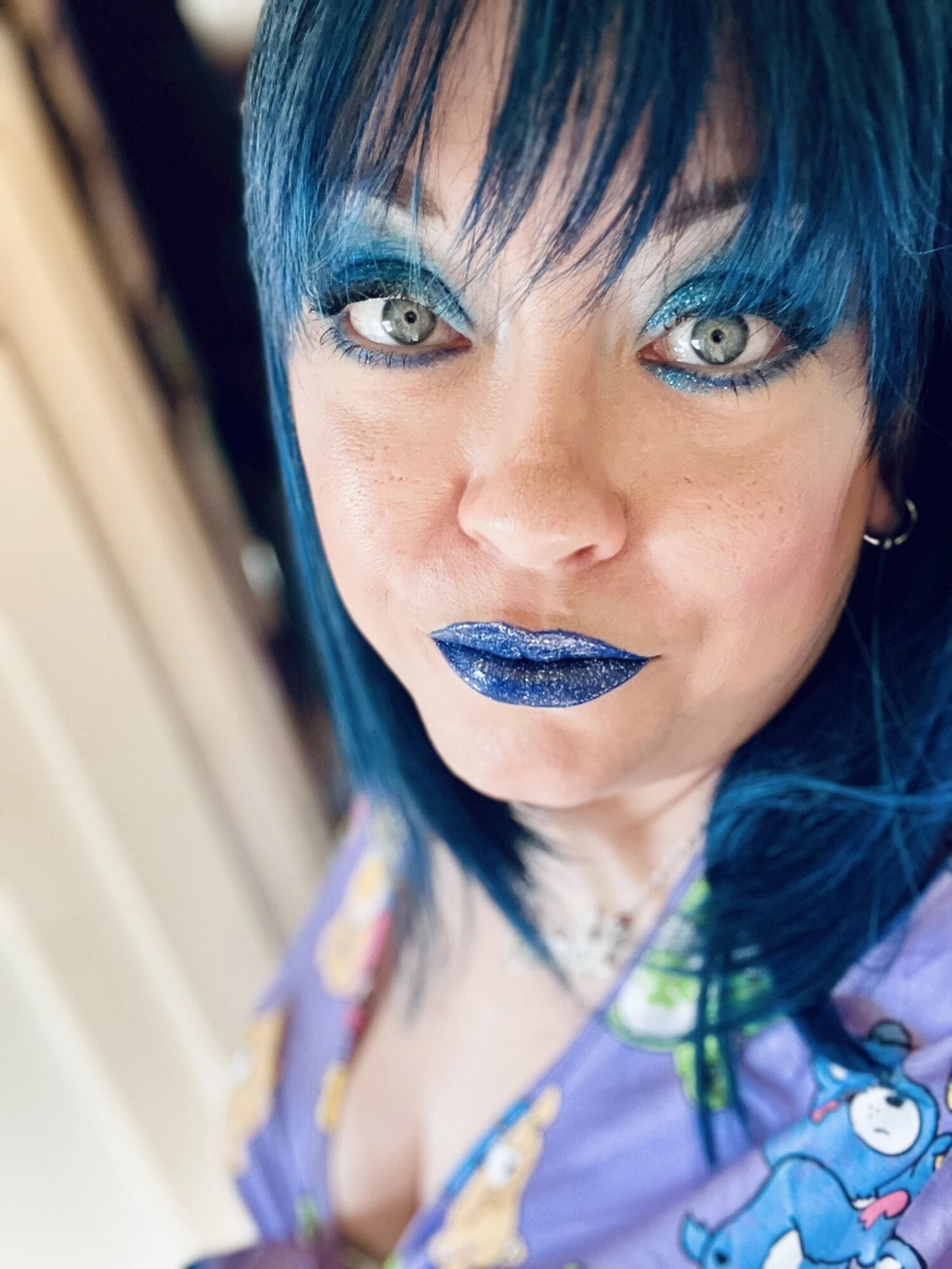 Tina Snua Selfies