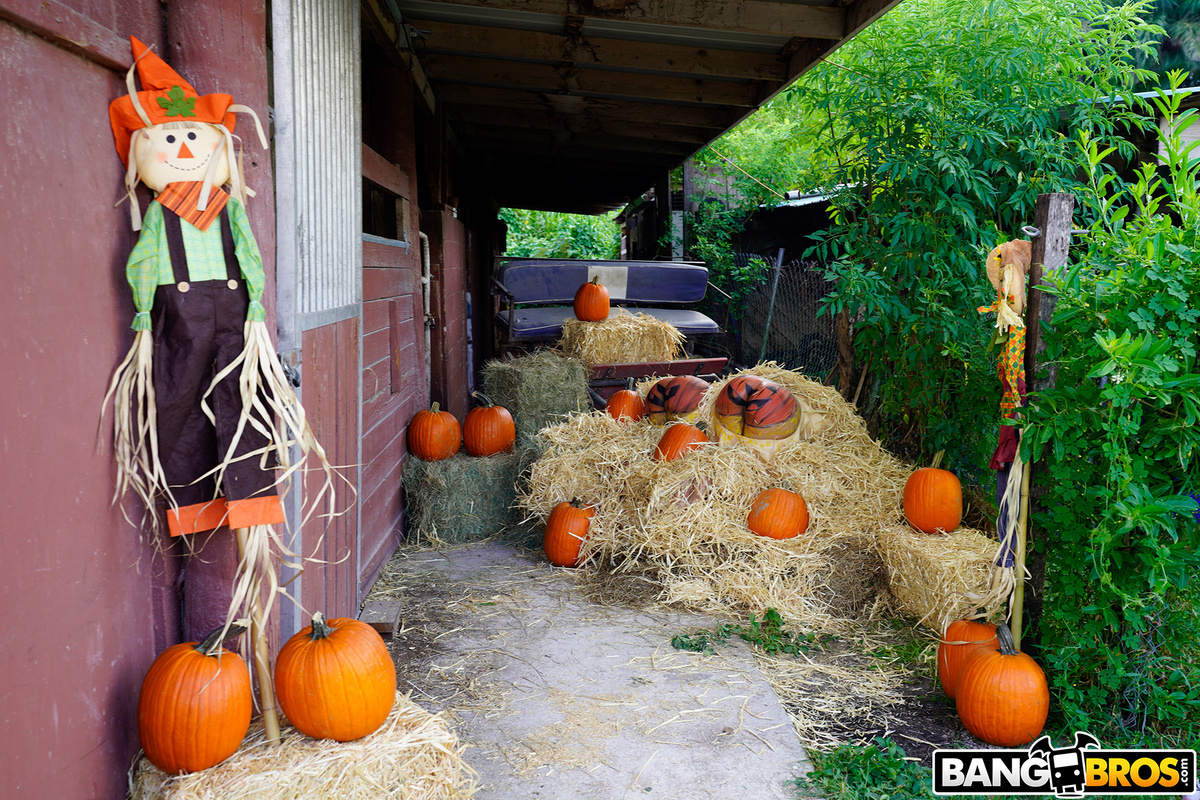 Happy Halloween Porn scene