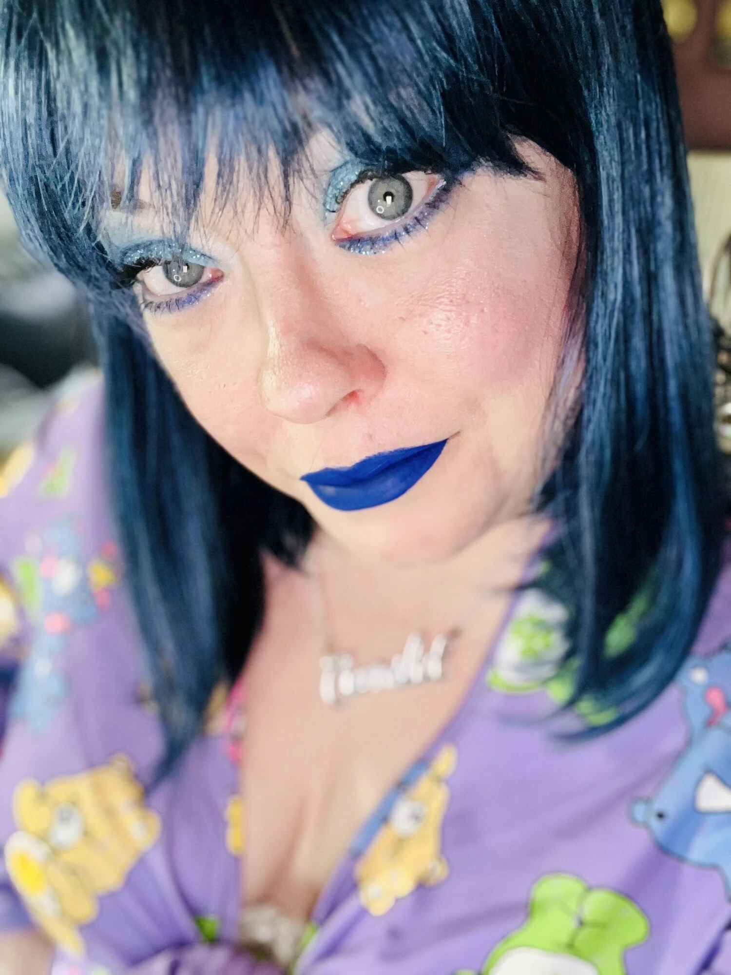 Tina Snua Selfies