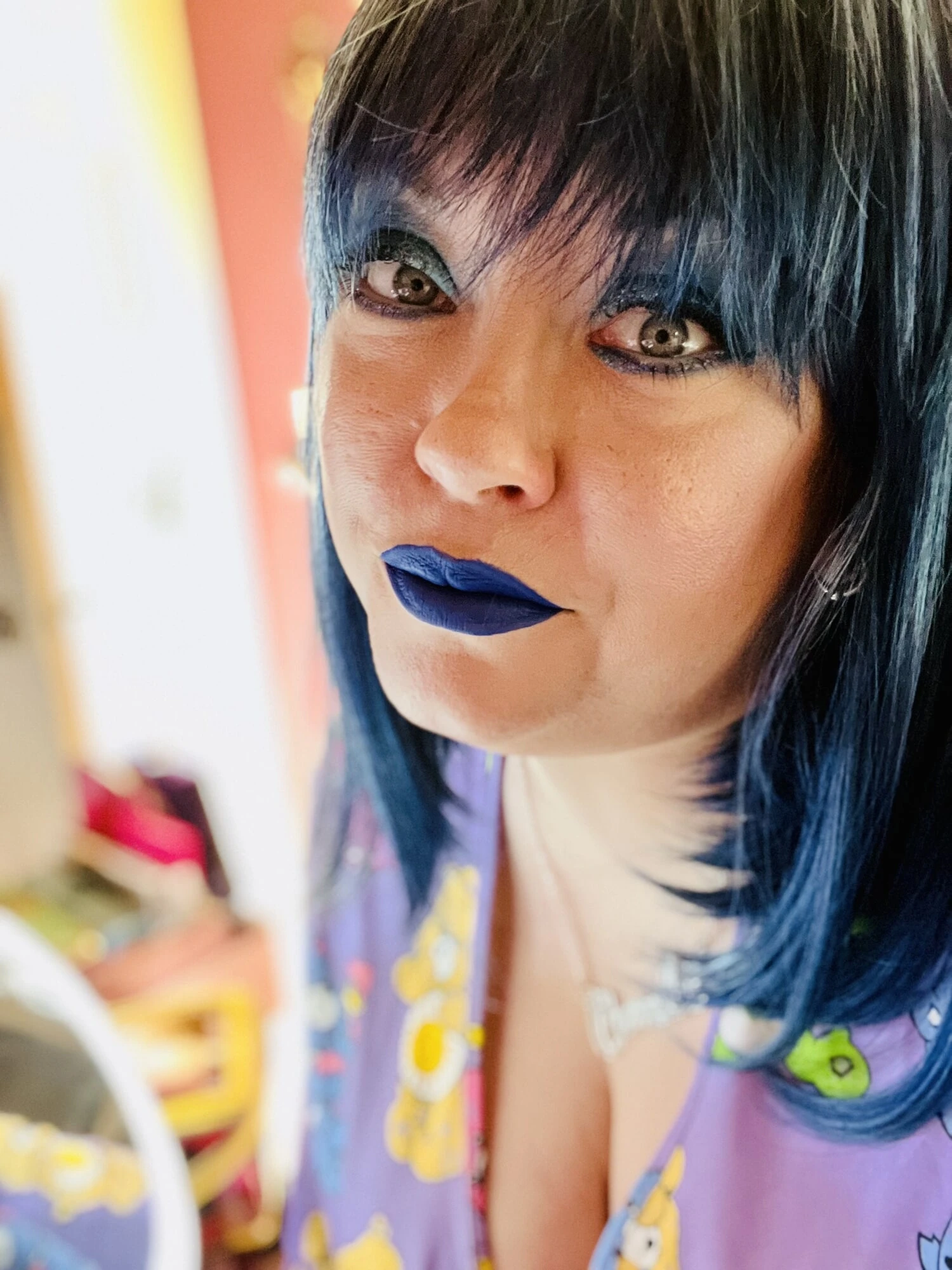 Tina Snua Selfies