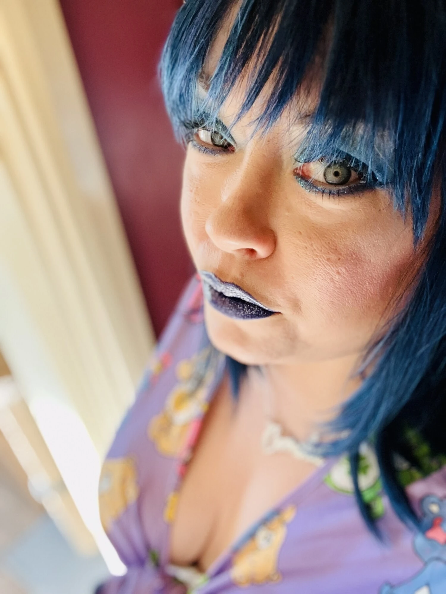Tina Snua Selfies